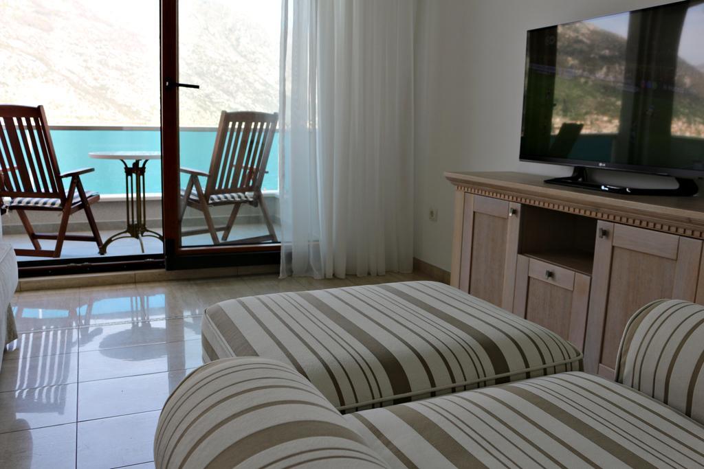 Apartment Miramare Котор Экстерьер фото